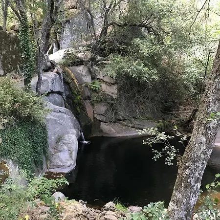 אורחן Rural La Resinera לה אדראדה